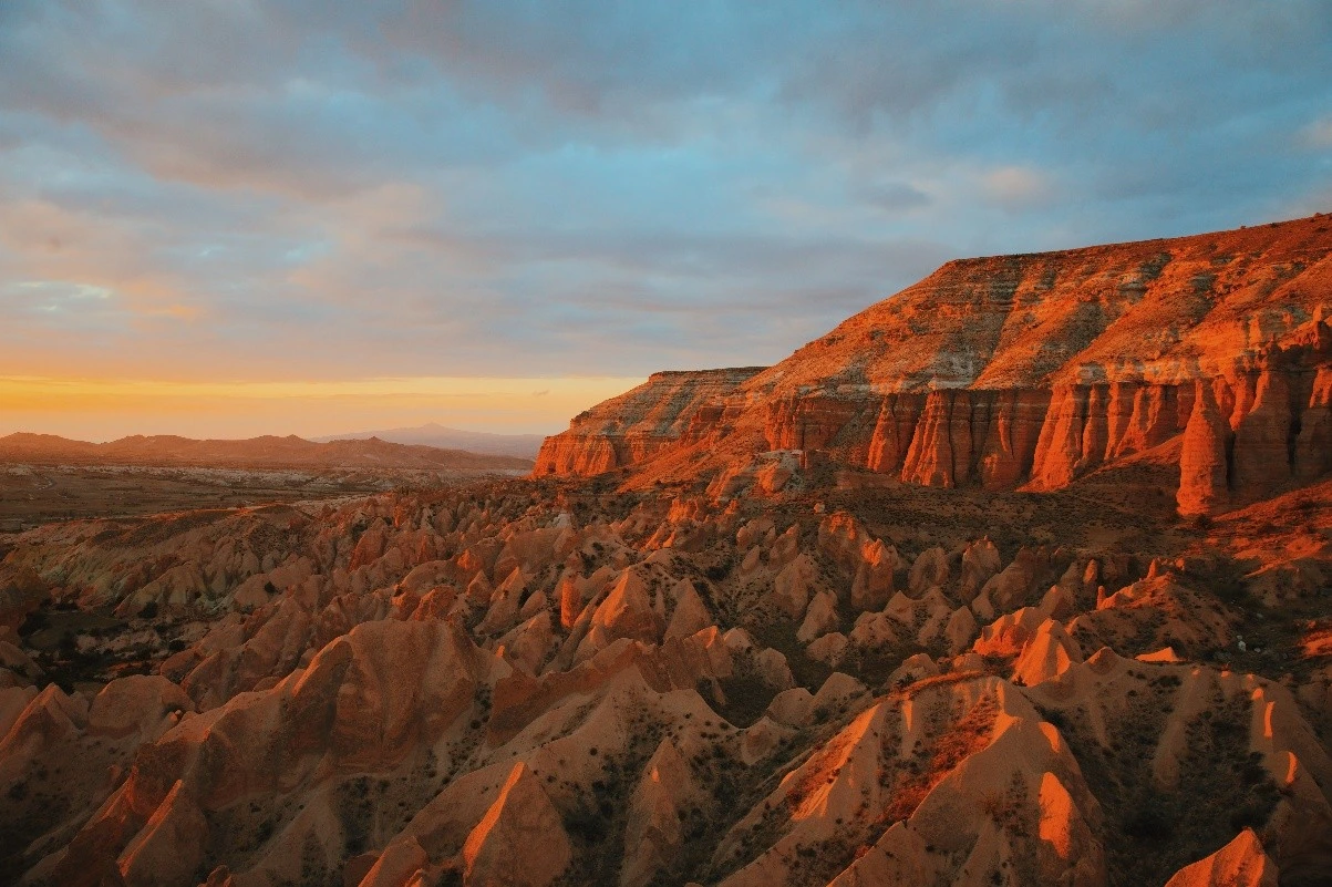 Kızılçukur (Red) Valley